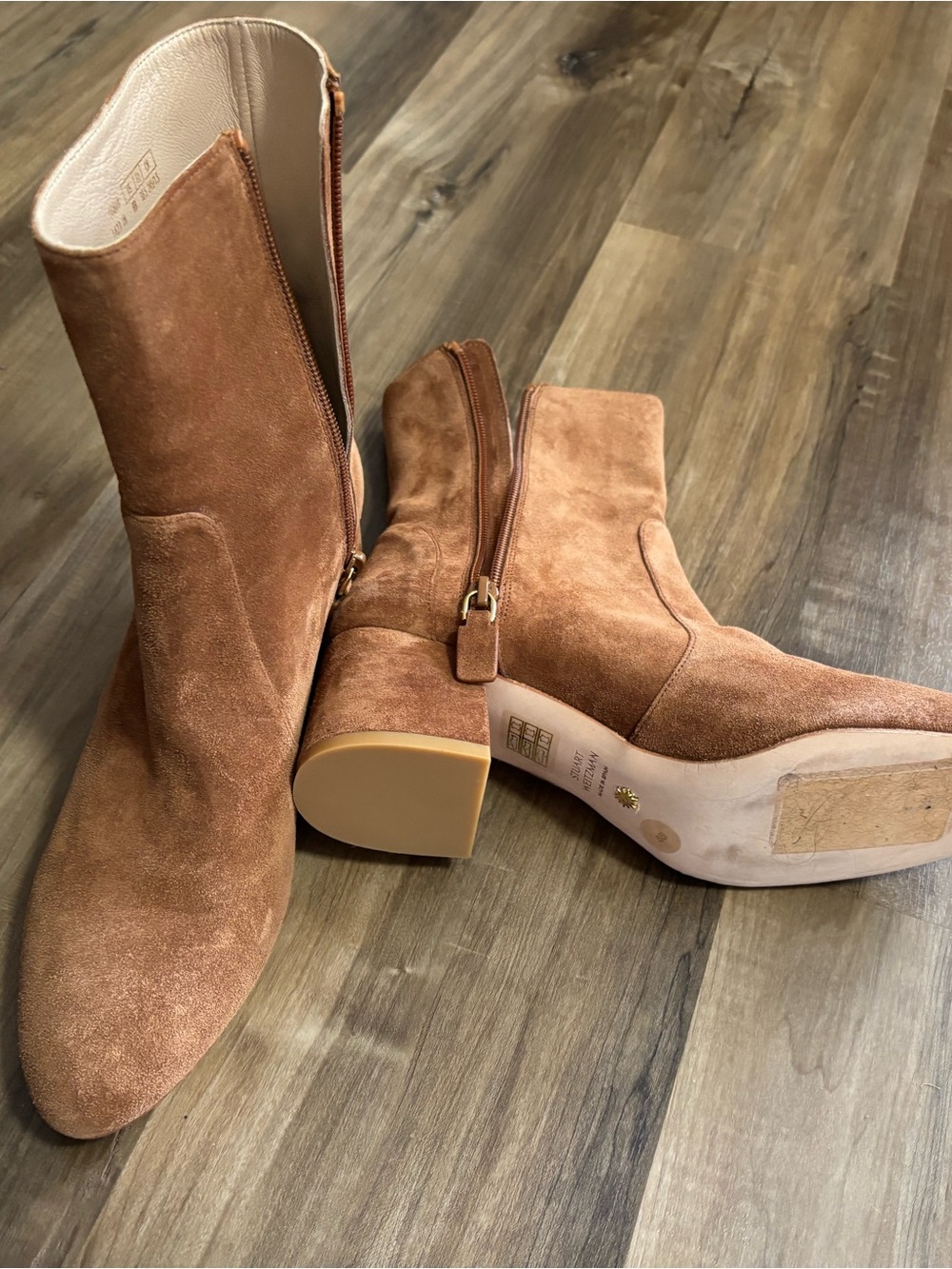 NWT Stuart Weitzman Suede Ankle Boots - size 8